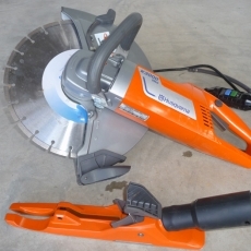 Quick Cut/ Demo Saw 14″ Electric Wet or Dry